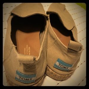 Toms slide on shoes